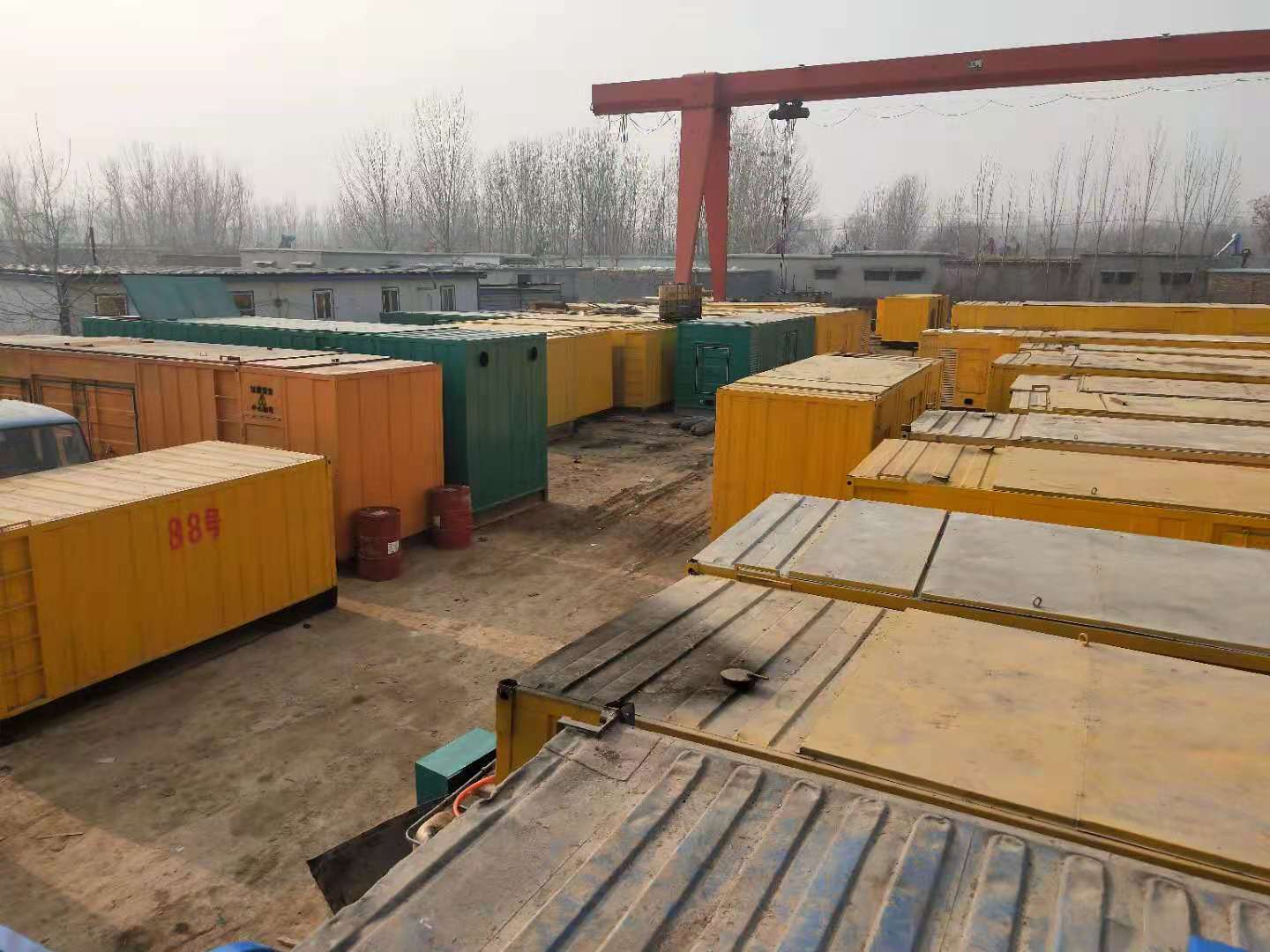 南京租赁发电机-灰尘、风沙对柴油发电机组造成哪些不良影响？